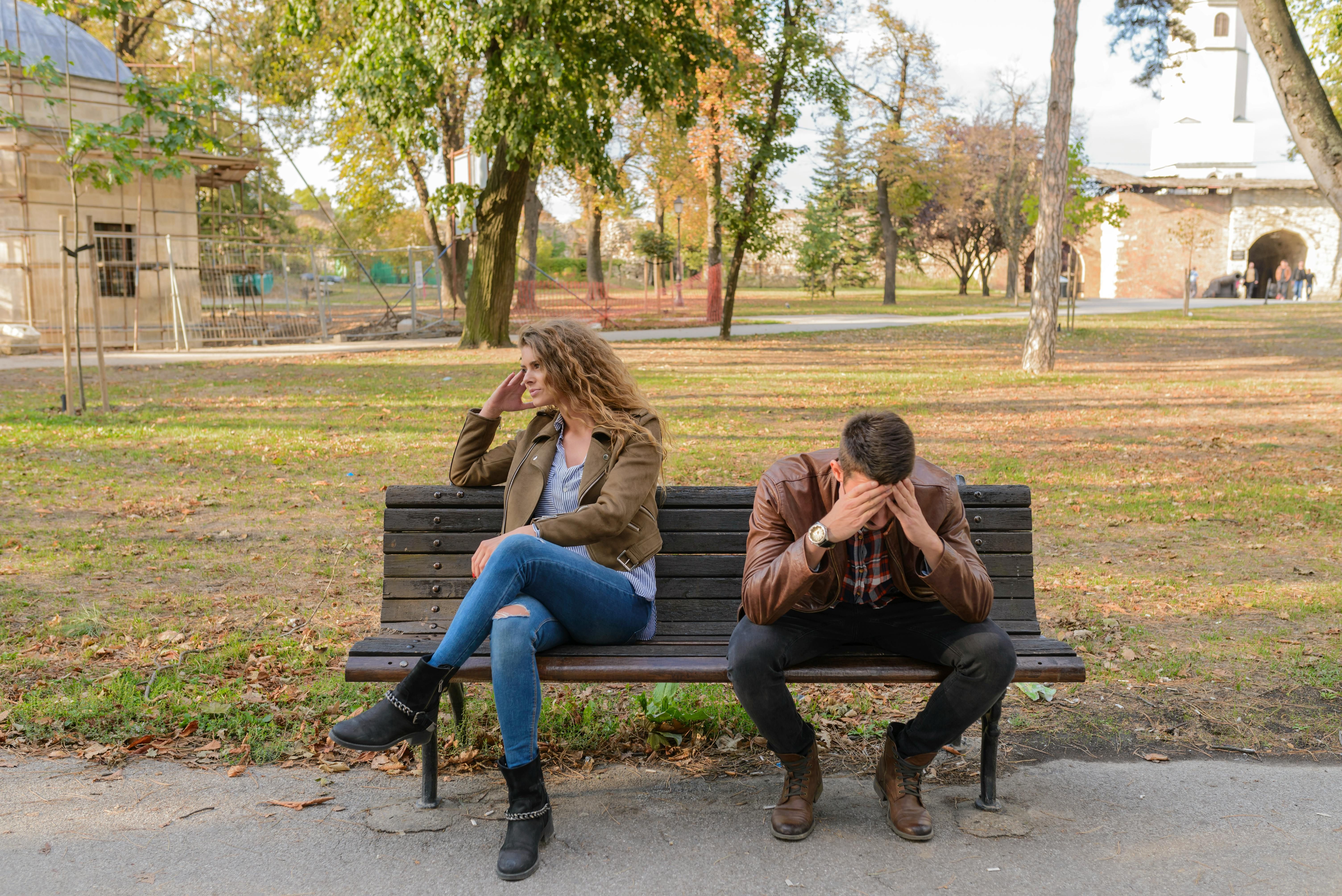 A woman having a conflict with her partner, working through relationship challenges affected by ADHD.